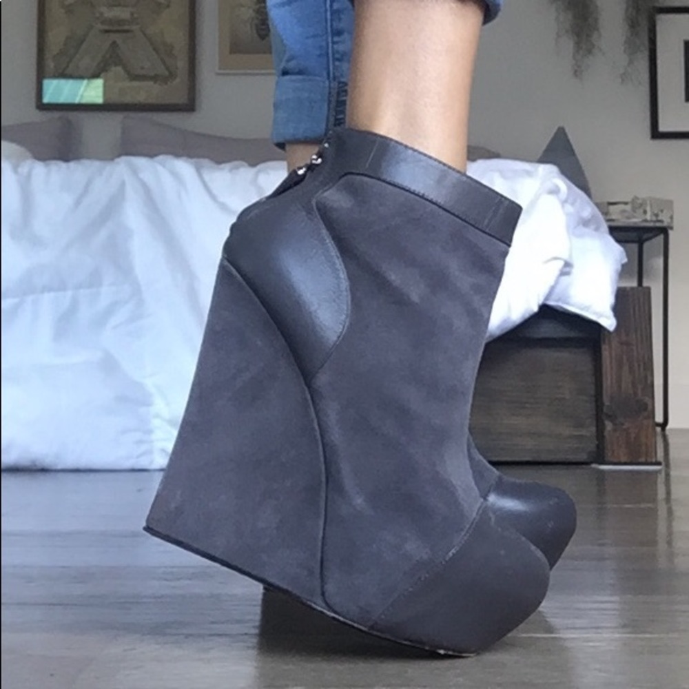 Rock & Republic Alicia Platform Wedge Booties